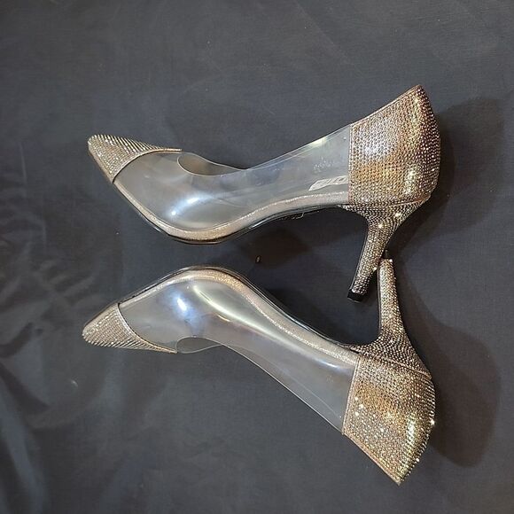 BRAND NEW CHIC By LADY COUTURE GOOD TIMES LUCITE PUMP WITH RHINESTONE TRIM G1 - Picture 12 of 16